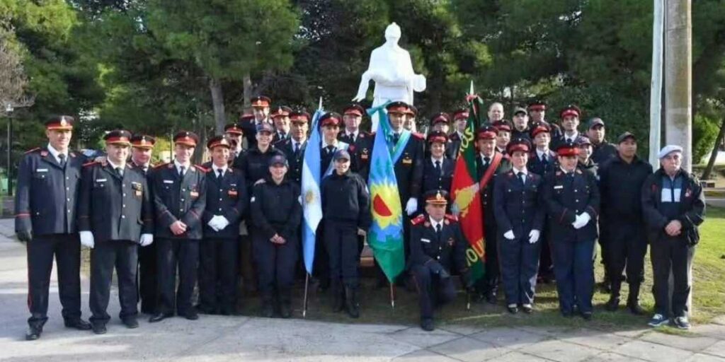 Bomberos Voluntarios de Monte Hermoso celebran 50 años de servicio con un gran acto comunitario