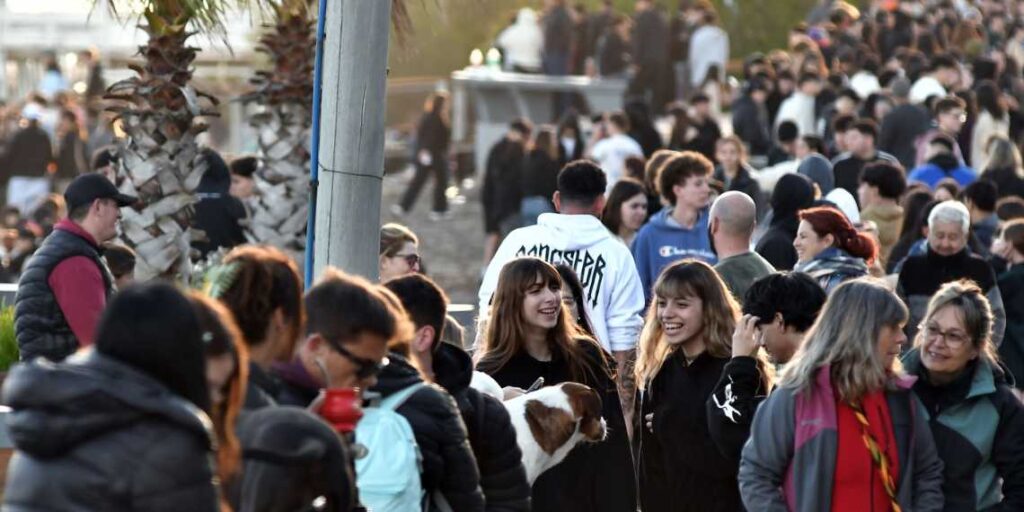Fiesta de la Primavera en Monte Hermoso: éxito a pesar de las adversidades climáticas