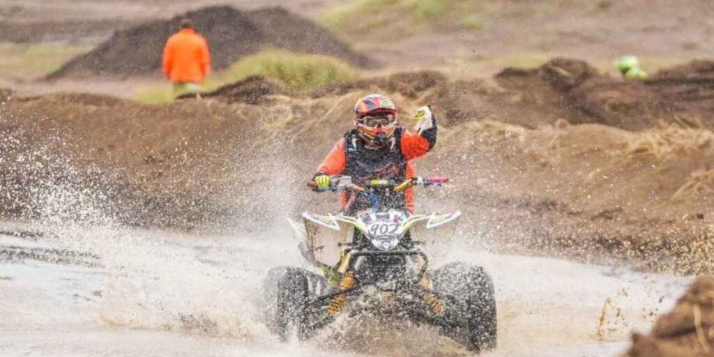 Pasión por el enduro desafía adversidad climática y entrenamientos completados