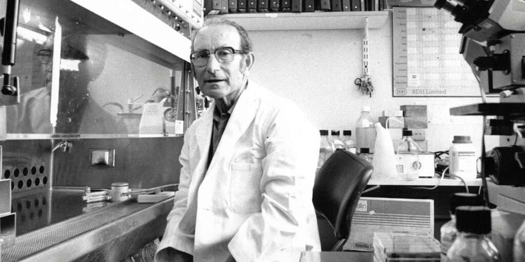 Cesar Milstein el hombre que buscaba el orden secreto de la vida