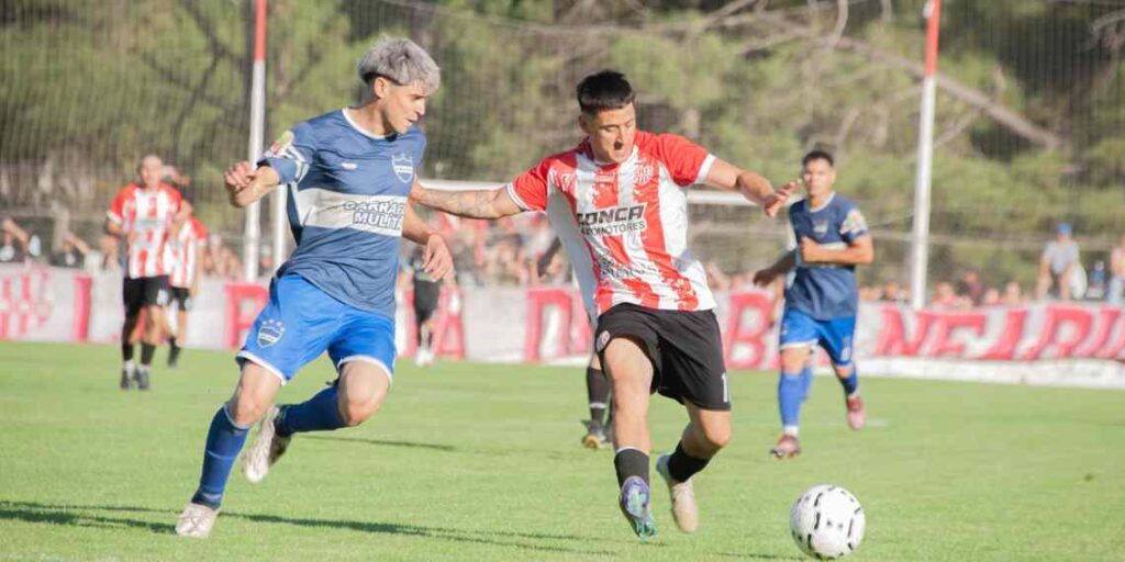 Atlético Monte Hermoso triunfa en el clásico y se prepara para la final contra SUPA